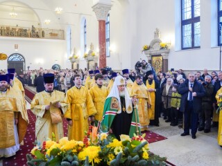 Предстоятель Русской Церкви освятил храм святителя Спиридона Тримифунтского в Коптеве г. Москвы