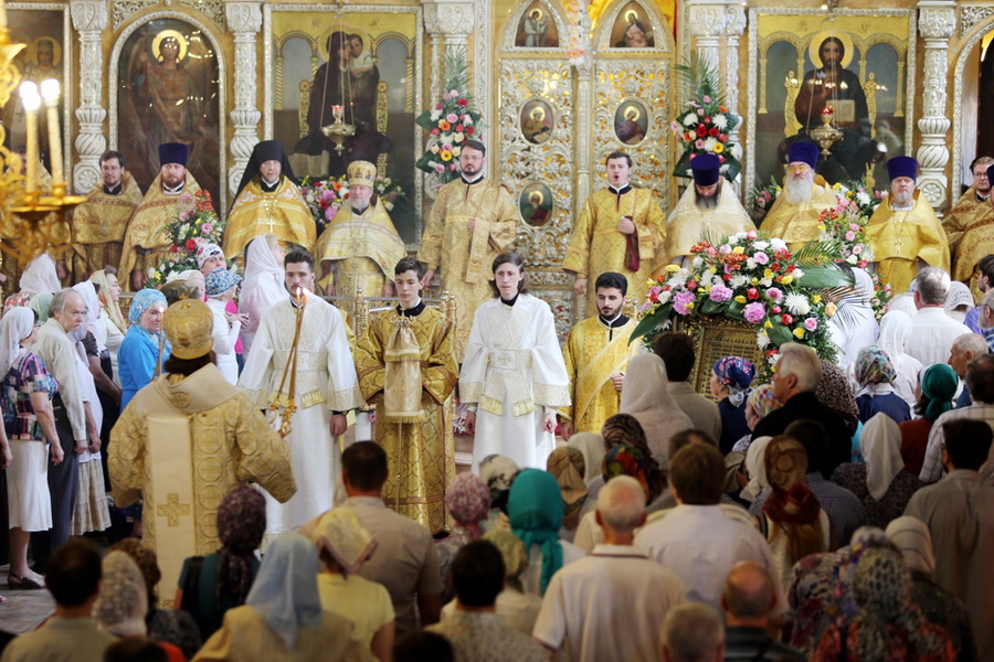 Храм в коптево георгия победоносца расписание богослужений. Всех святых богослужение. Медиа Церковь. Церковь на Соколе расписание богослужений. Канал всех святых..